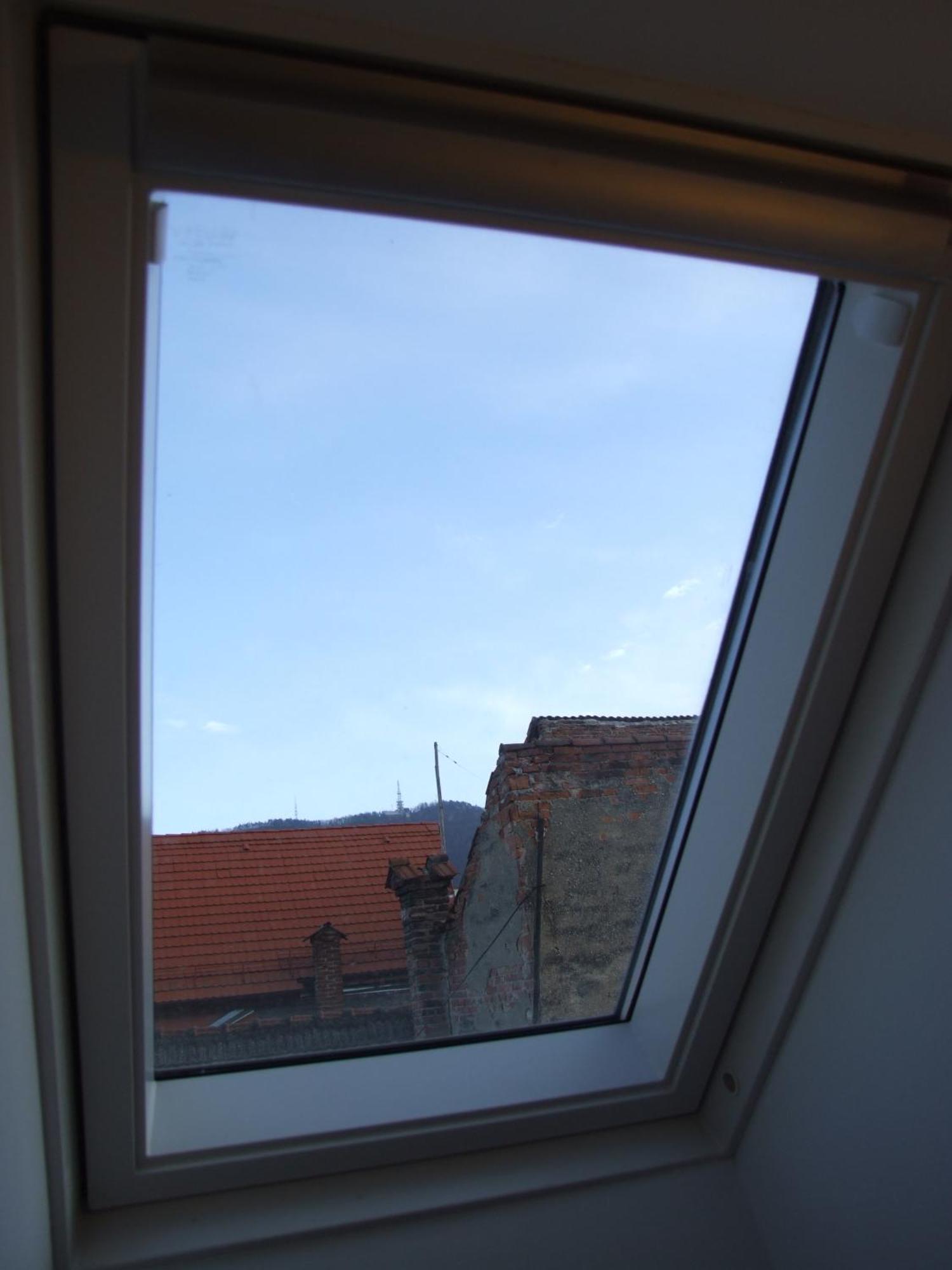 Blue House Hotel Brasov Ngoại thất bức ảnh