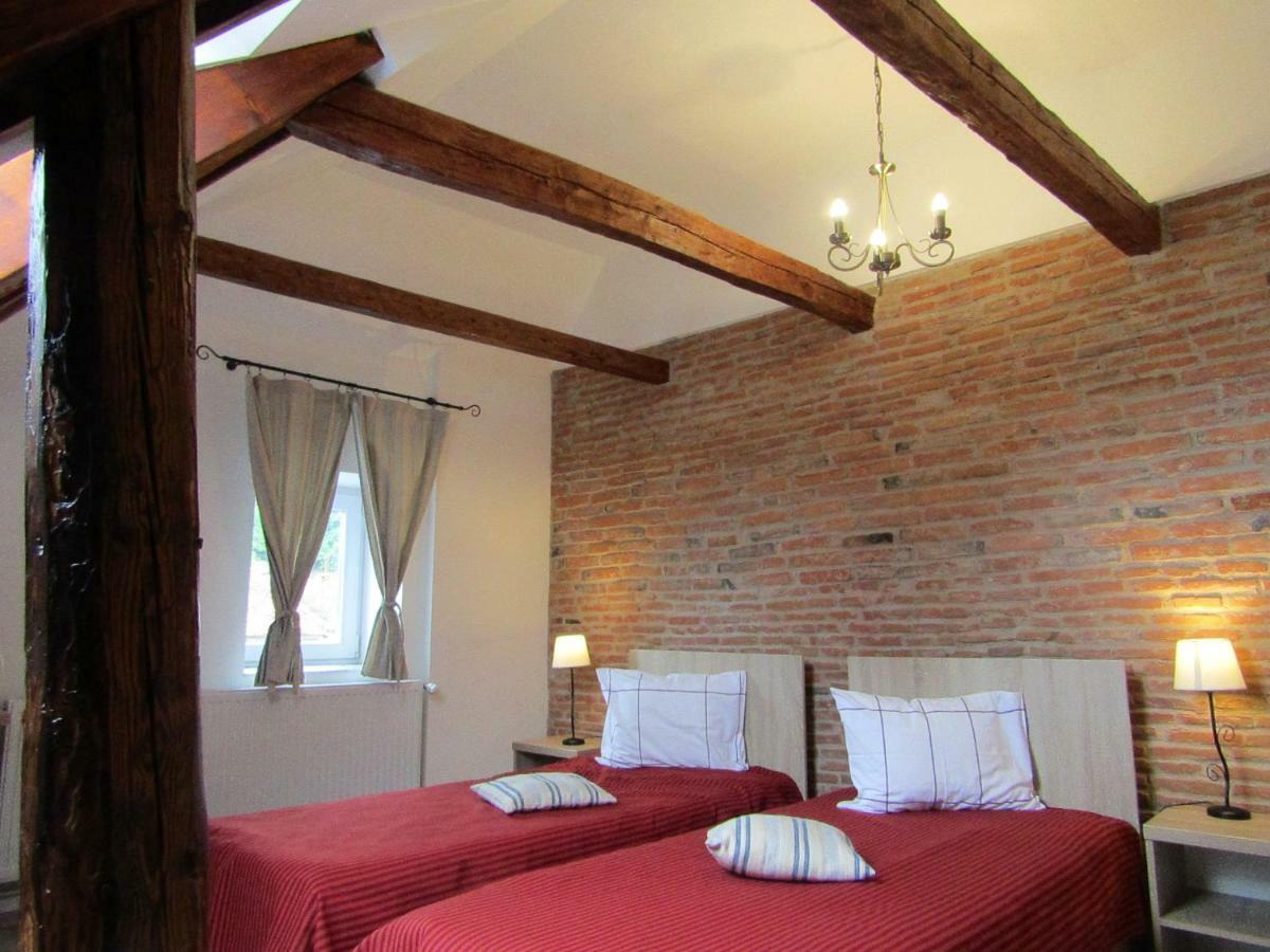 Blue House Hotel Brasov Ngoại thất bức ảnh